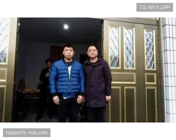 谌利军训练间隙竟然偷偷开直播？干嘛呢这操作…